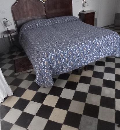 Casa Cristina Panzió Szirakúza Kültér fotó